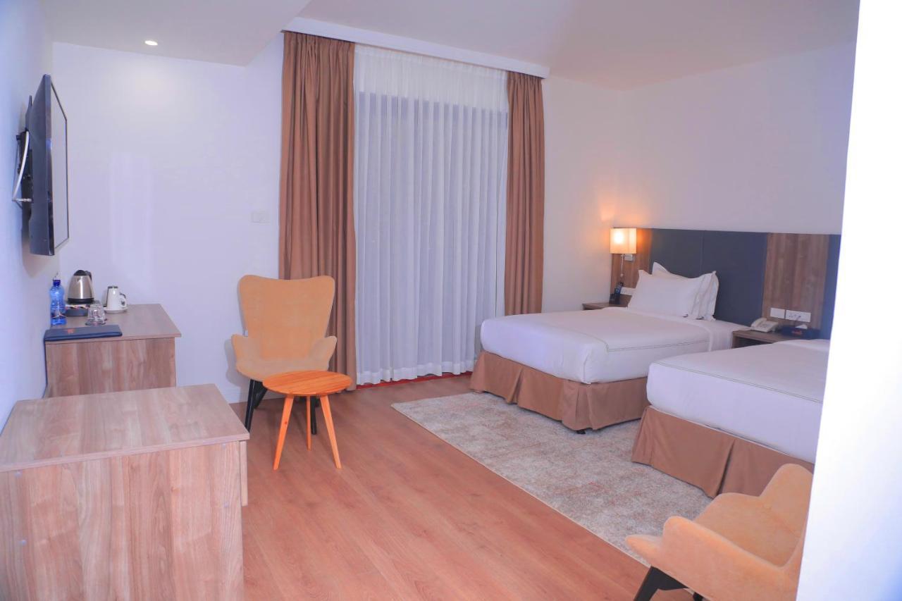 Elmos Hotel Αντίς Αμπέμπα Εξωτερικό φωτογραφία
