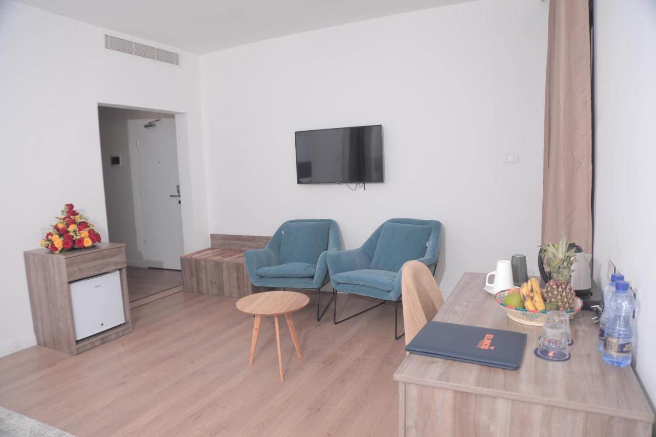 Elmos Hotel Αντίς Αμπέμπα Εξωτερικό φωτογραφία
